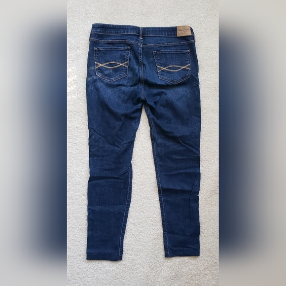Abercrombie Womens Jeans - Picture 2 of 2